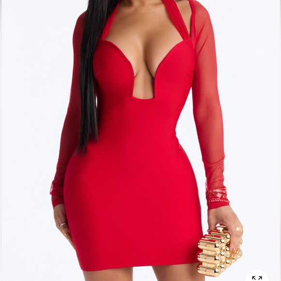 Red Dress - Picture 1 of 2